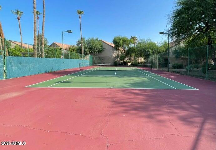 1287 North Alma School Road, Unit 262 Chandler, AZ 85224 - Photo 13 of 19 a view of a basketball court