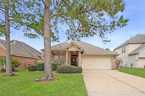 $2,150 | 21315 River Knoll Lane, Katy, TX 77449