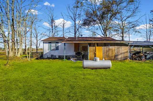 $170,000 | 13363 Highway 105, Cleveland, TX 77327