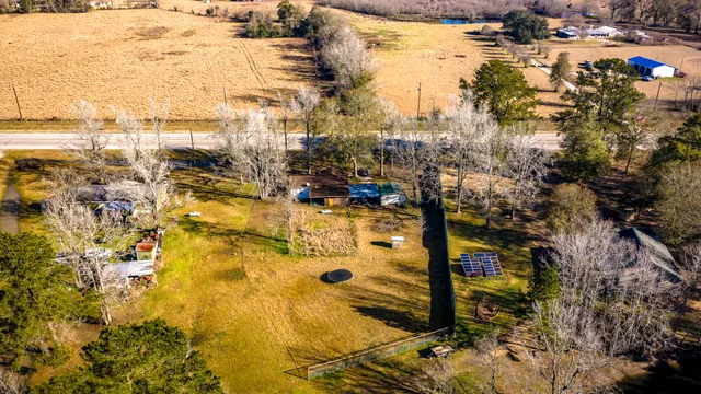 $170,000 | 13363 Highway 105, Cleveland, TX 77327