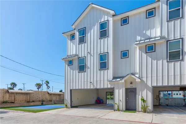 $899,000 | 603 East Avenue G, Unit 204, Port Aransas, TX 78373