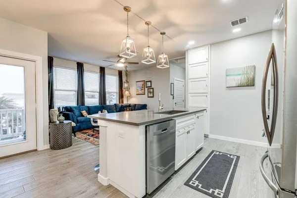 $899,000 | 603 East Avenue G, Unit 204, Port Aransas, TX 78373