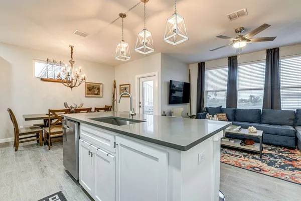 $899,000 | 603 East Avenue G, Unit 204, Port Aransas, TX 78373