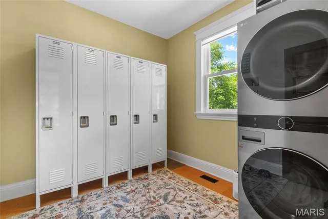 $890,000 | 801 St Louis Street, Edwardsville, IL 62025