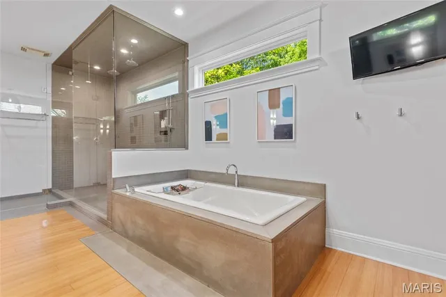 $890,000 | 801 St Louis Street, Edwardsville, IL 62025