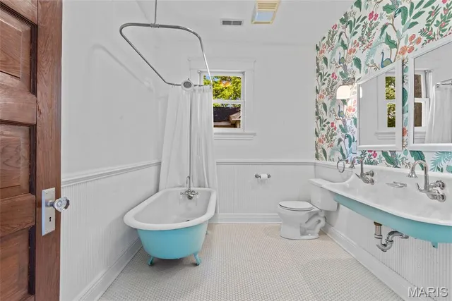 $890,000 | 801 St Louis Street, Edwardsville, IL 62025