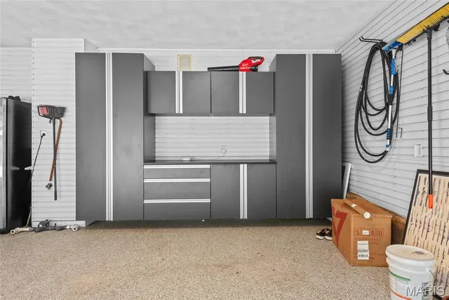 $890,000 | 801 St Louis Street, Edwardsville, IL 62025