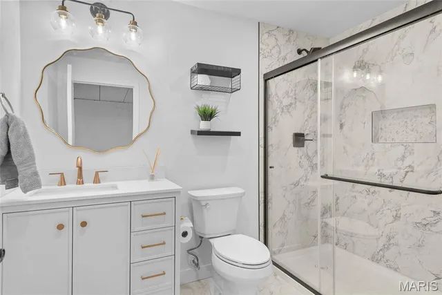 $890,000 | 801 St Louis Street, Edwardsville, IL 62025