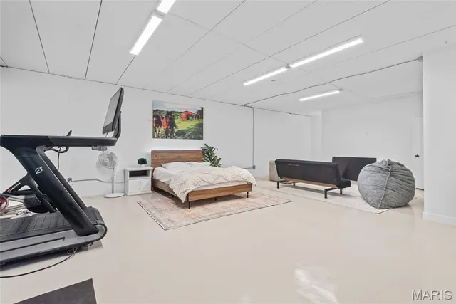 $890,000 | 801 St Louis Street, Edwardsville, IL 62025