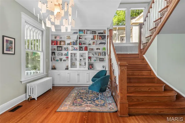 $890,000 | 801 St Louis Street, Edwardsville, IL 62025