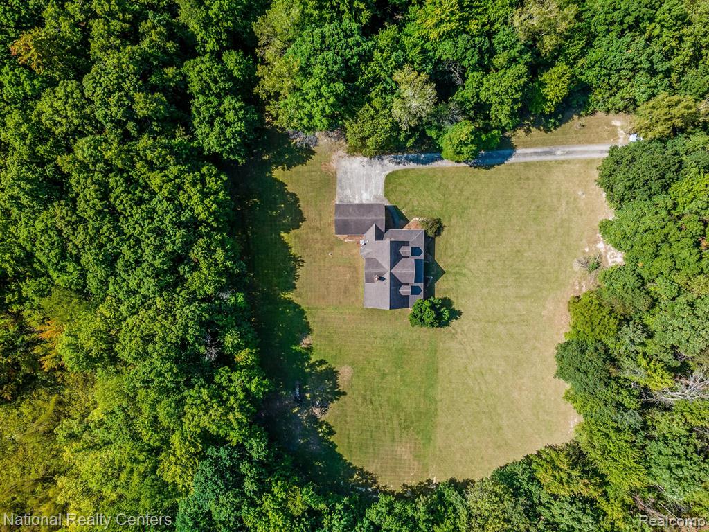 68905 8 Mile Road South Lyon, MI 48178 - Photo 65 of 72 Gallery Image 65