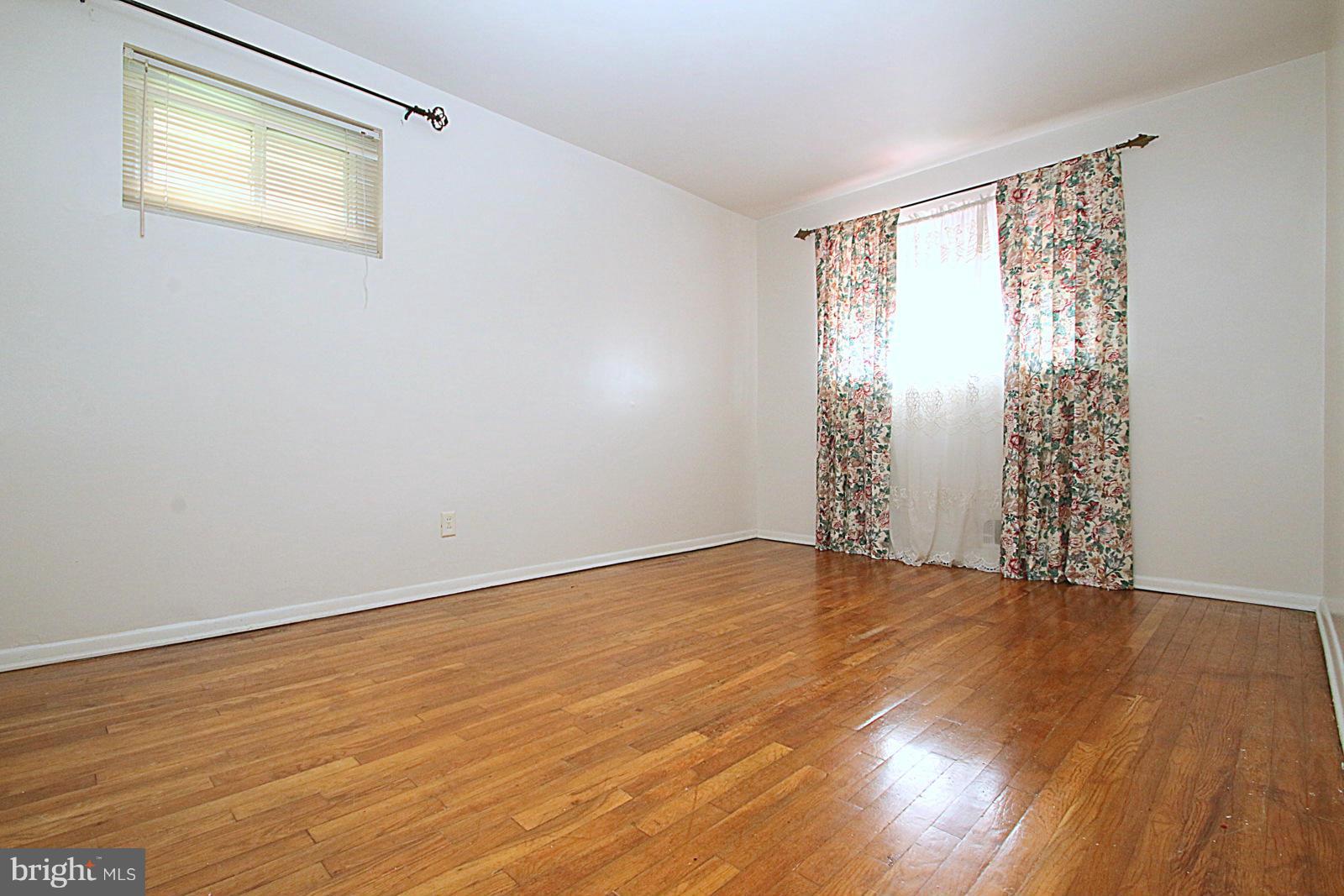7877 Kavanagh Road Baltimore, MD 21222 - Photo 15 of 30 Bedroom