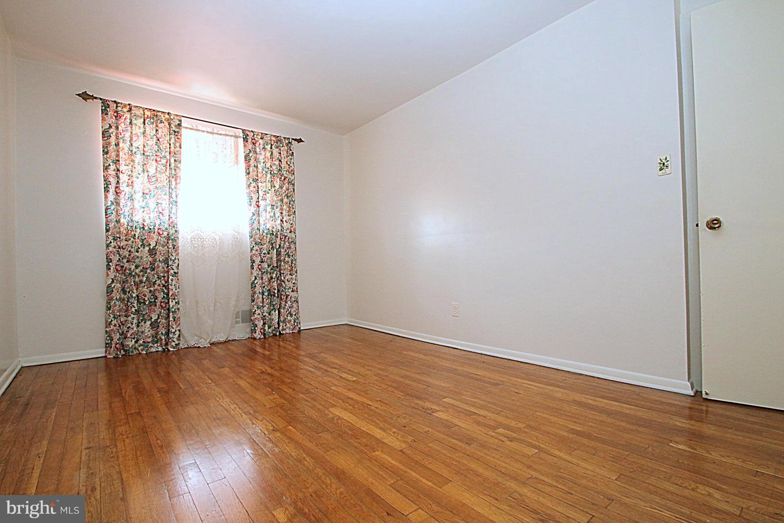 7877 Kavanagh Road Baltimore, MD 21222 - Photo 16 of 30 Bedroom