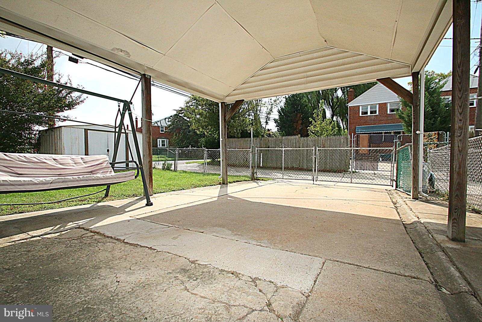 7877 Kavanagh Road Baltimore, MD 21222 - Photo 27 of 30 Parking Pad