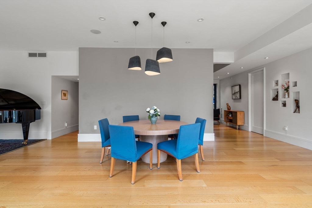 33 Leicester Street Brookline, MA 02445 - Photo 12 of 38