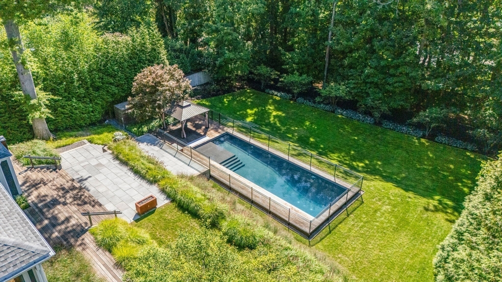 33 Leicester Street Brookline, MA 02445 - Photo 32 of 38 a view of a back yard from a balcony