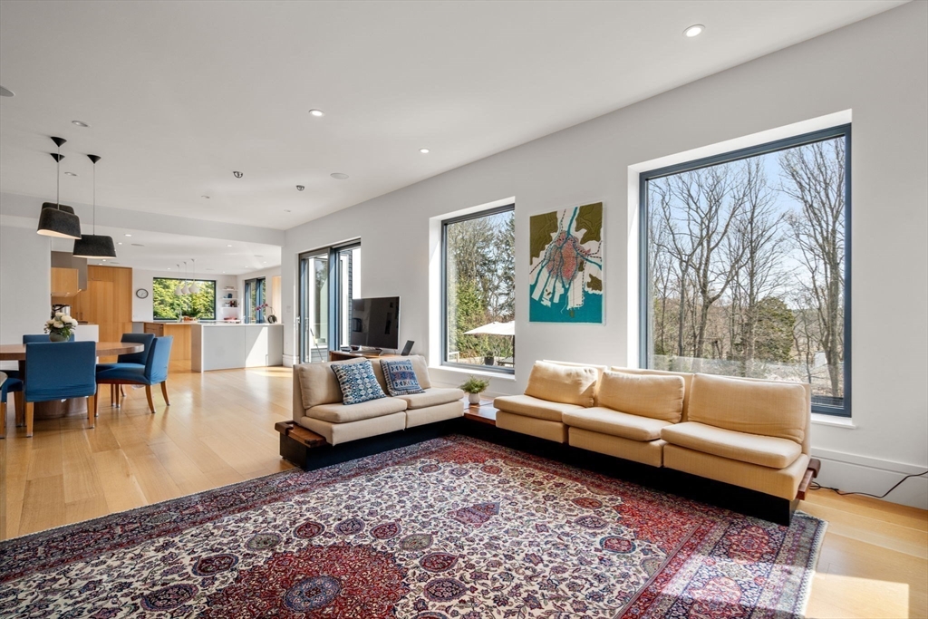 33 Leicester Street Brookline, MA 02445 - Photo 7 of 38