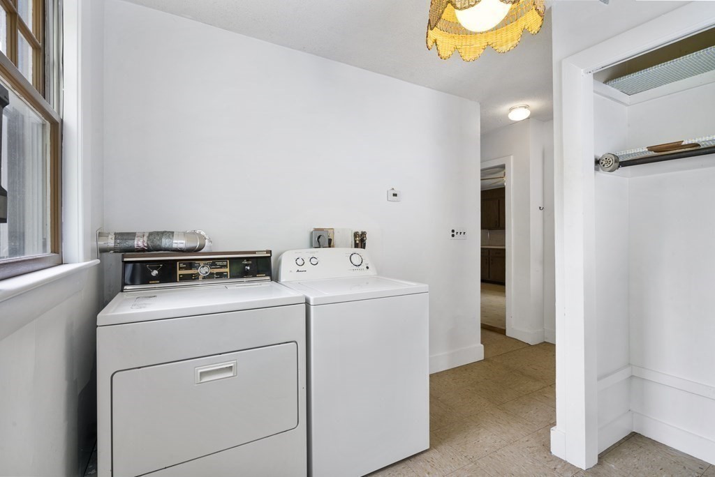 29 Upland Road Stoneham, MA 02180 - Photo 14 of 41 Gallery Image 14