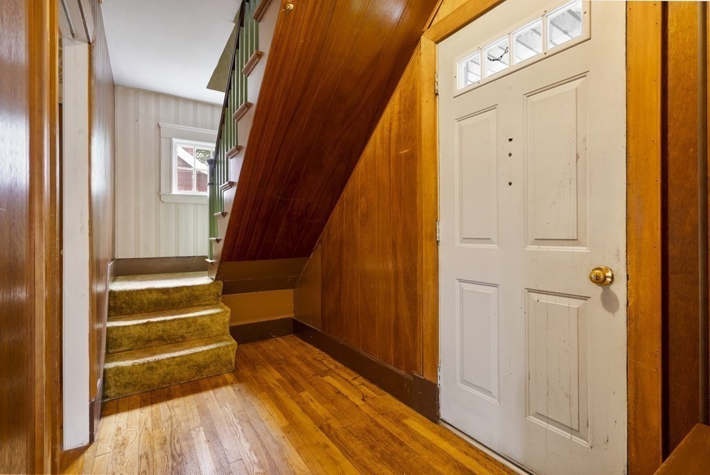 29 Upland Road Stoneham, MA 02180 - Photo 4 of 41 Gallery Image 4
