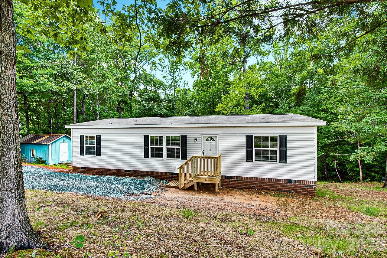 2140 Poole Town Road Asheboro, NC 27205 - Photo 2 of 28
