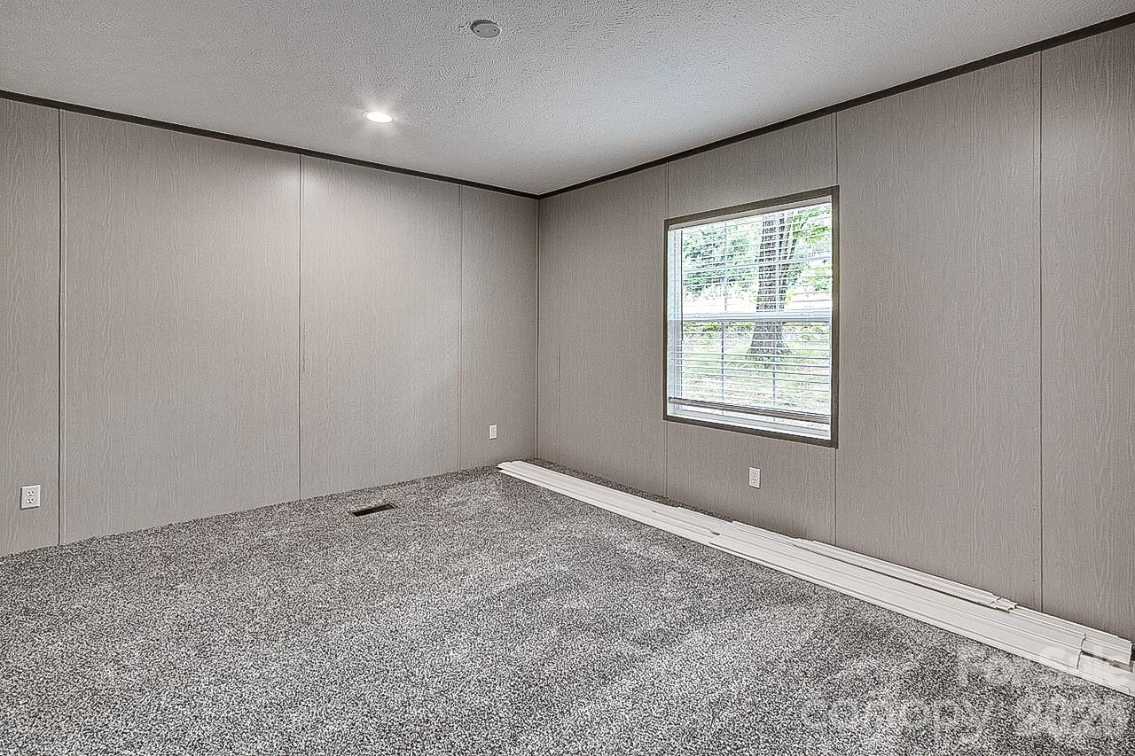 2140 Poole Town Road Asheboro, NC 27205 - Photo 21 of 28