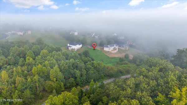 $99,900 | 140 Pineberry East Road, Oak Ridge, TN 37830