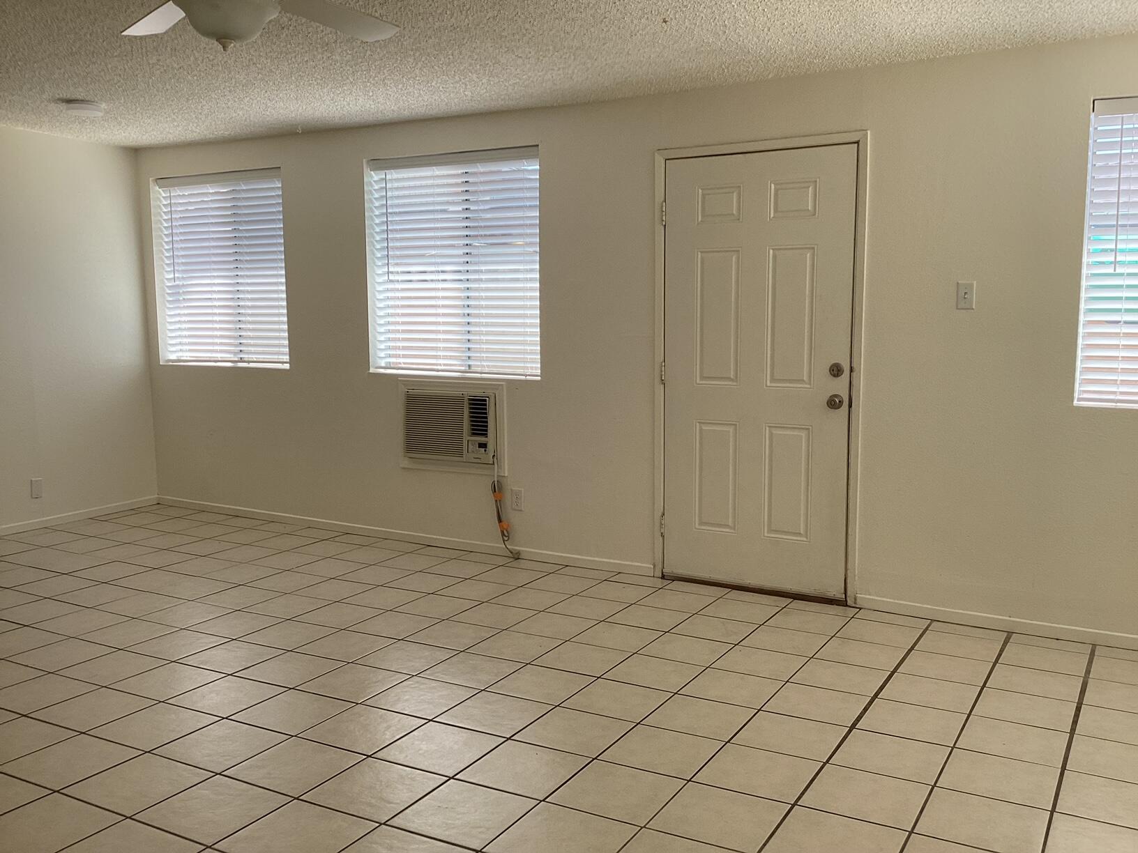 44547 Hanstead Avenue Lancaster, CA 93535 - Photo 22 of 34 IMG_8110