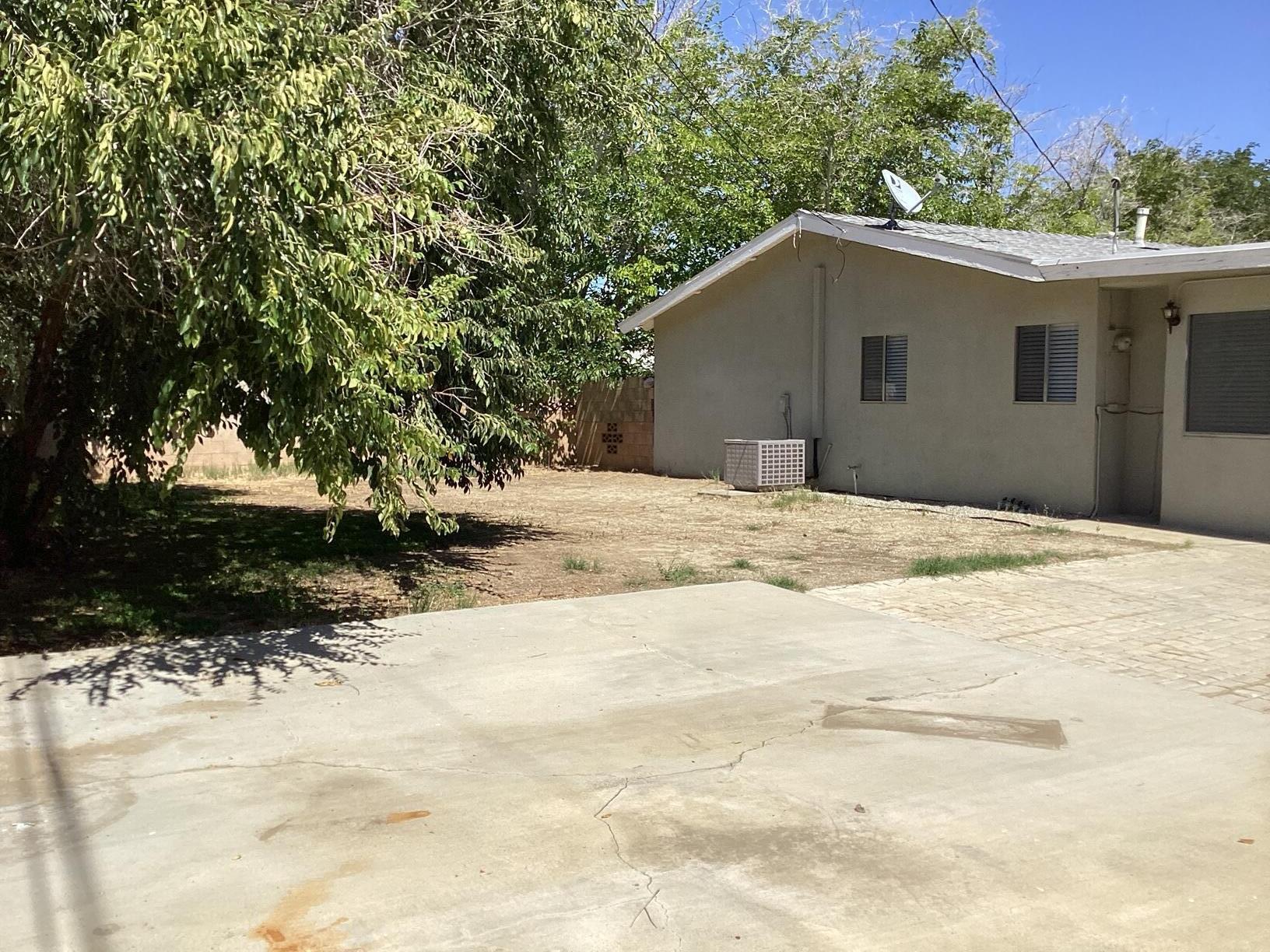 44547 Hanstead Avenue Lancaster, CA 93535 - Photo 32 of 34 IMG_8128