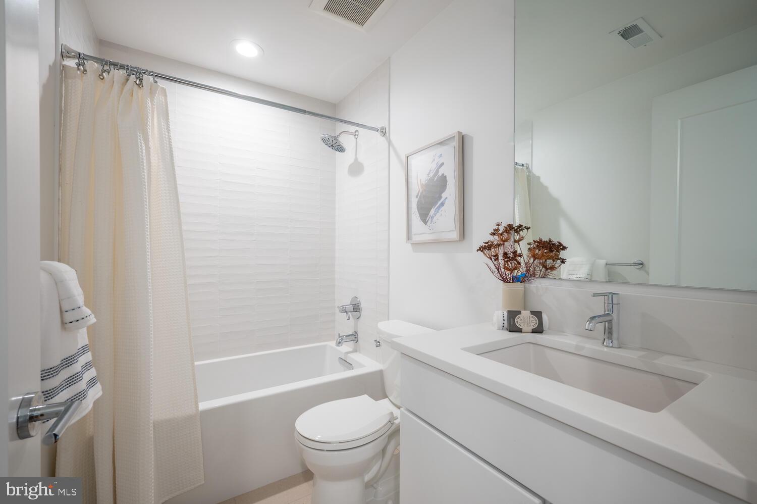 2234 11th Street Northwest, Unit 303 Washington, DC 20001 - Photo 10 of 23 Photos reflect Unit 301