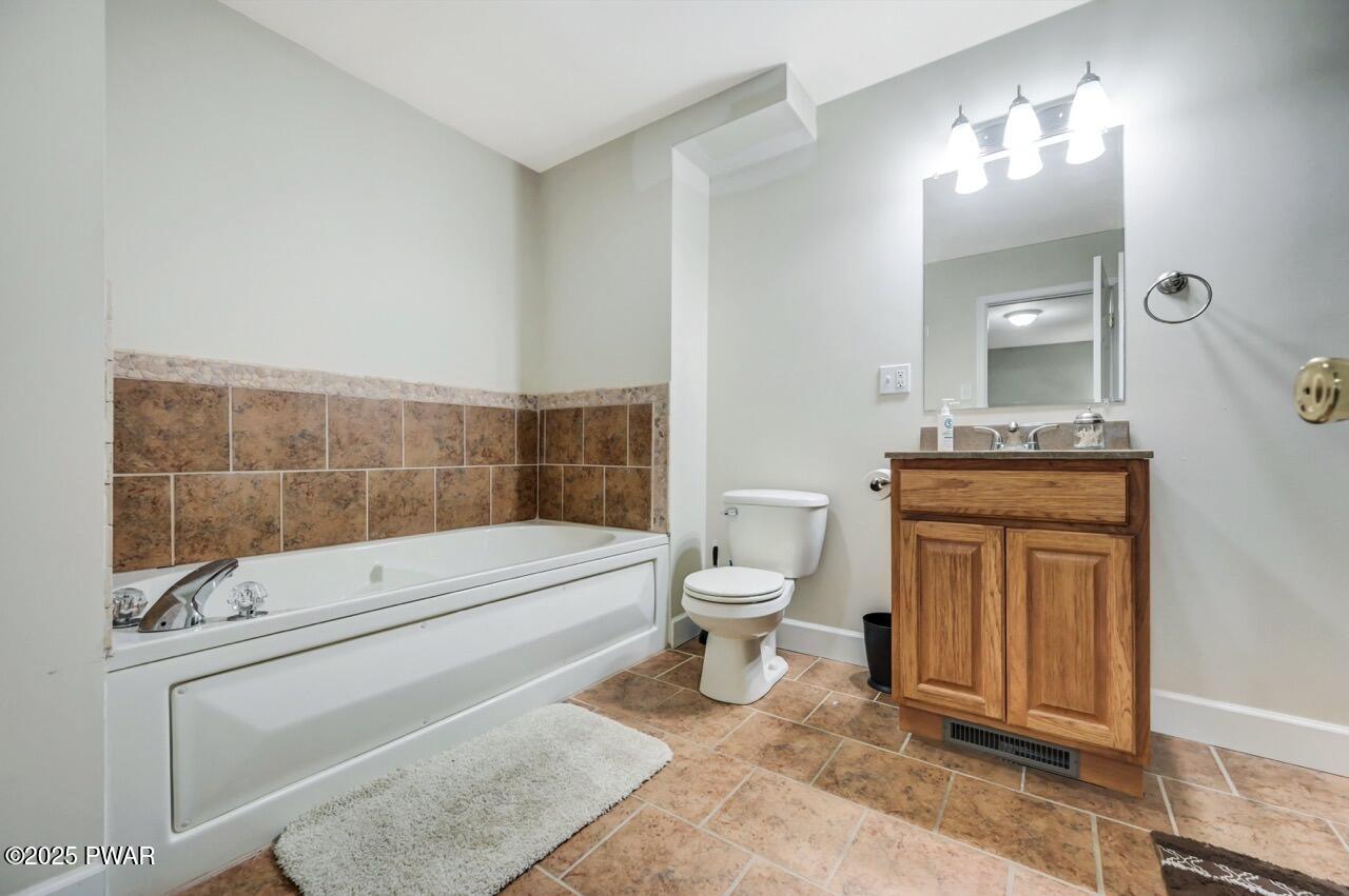 193 Robin Way Lackawaxen, PA 18435 - Photo 31 of 83 193 Robin Way 24 Large