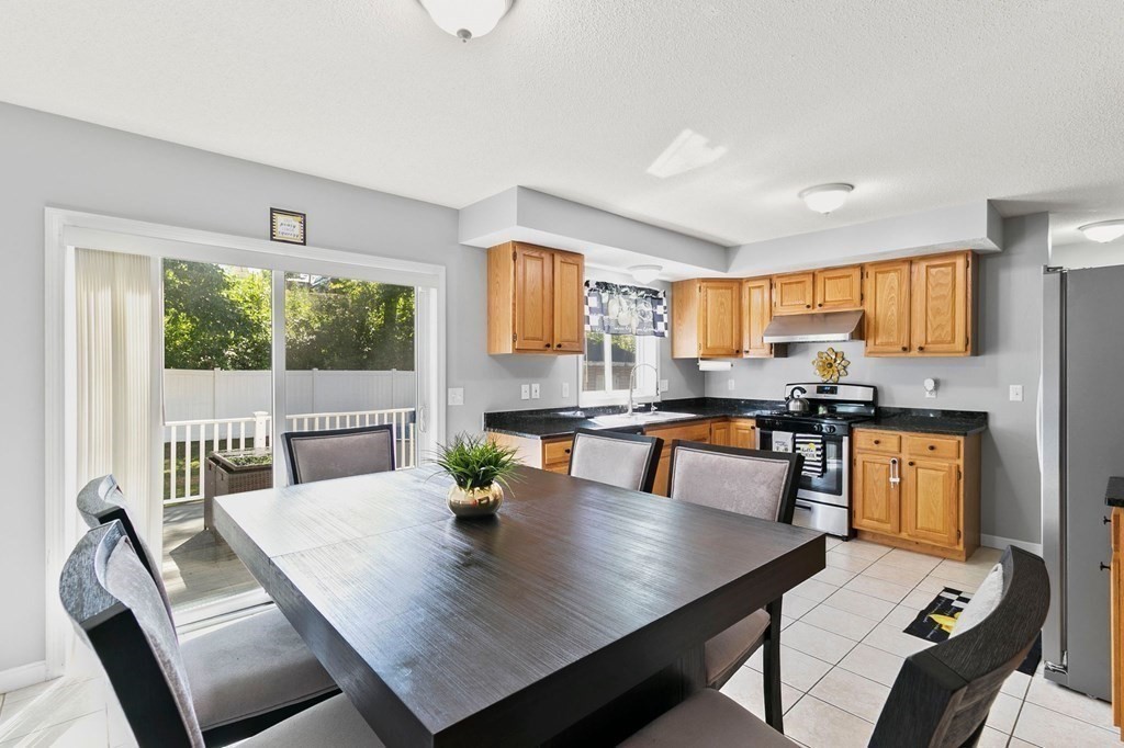 29 Pocantico Avenue Springfield, MA 01109 - Photo 10 of 40 Gallery Image 10