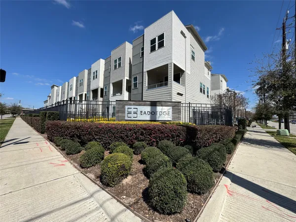 $2,750 | 304 Jensen Drive, Houston, TX 77020