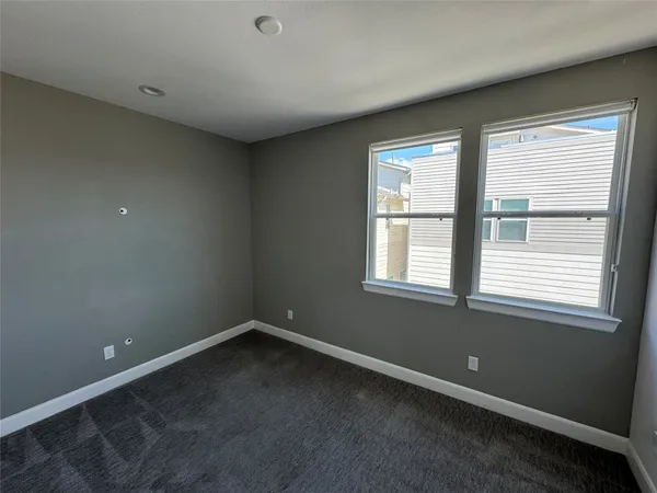 $2,750 | 304 Jensen Drive, Houston, TX 77020