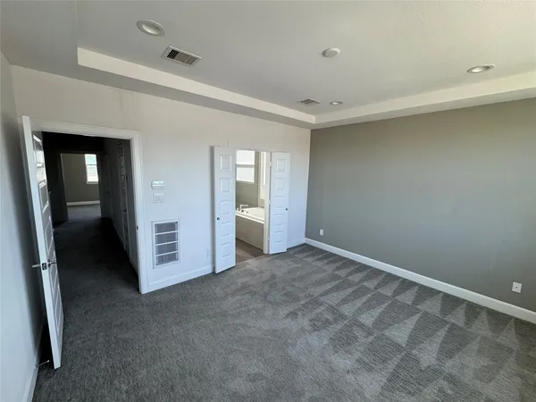 $2,750 | 304 Jensen Drive, Houston, TX 77020
