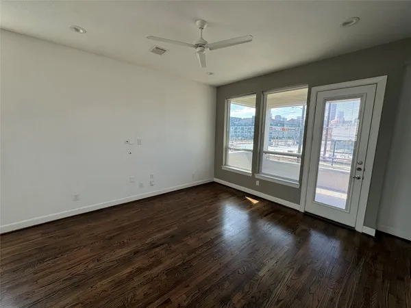 $2,750 | 304 Jensen Drive, Houston, TX 77020