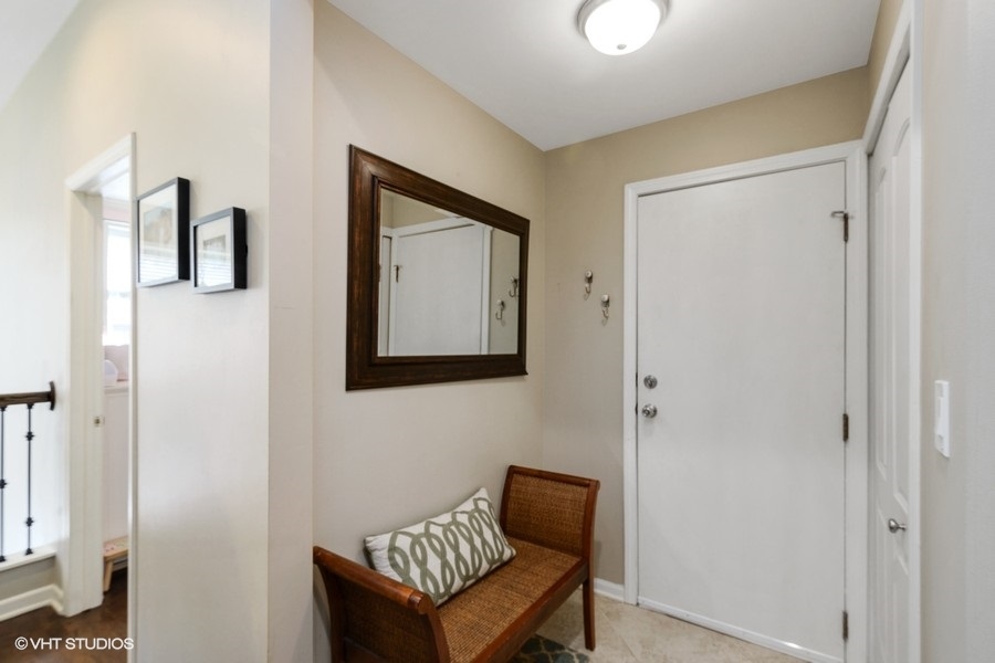 1056 West Armitage Avenue, Unit A Chicago, IL 60614 - Photo 3 of 33