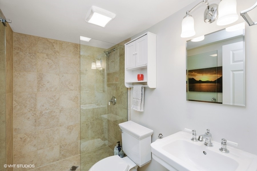 1056 West Armitage Avenue, Unit A Chicago, IL 60614 - Photo 22 of 33