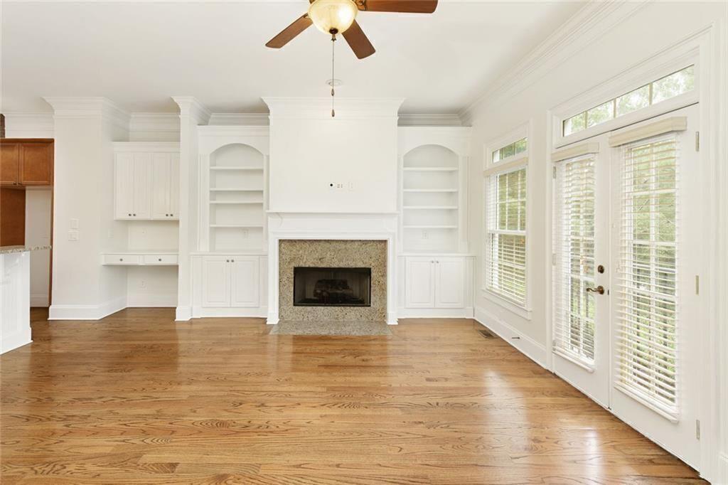 956 Persimmon Point Northeast Sandy Springs, GA 30328 - Photo 13 of 35