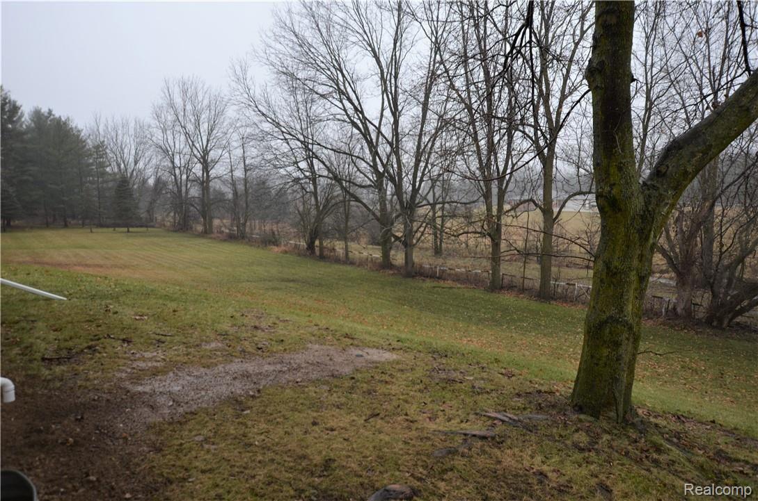 720 East Bennington Road Owosso, MI 48867 - Photo 24 of 25 DSC_0048.JPG