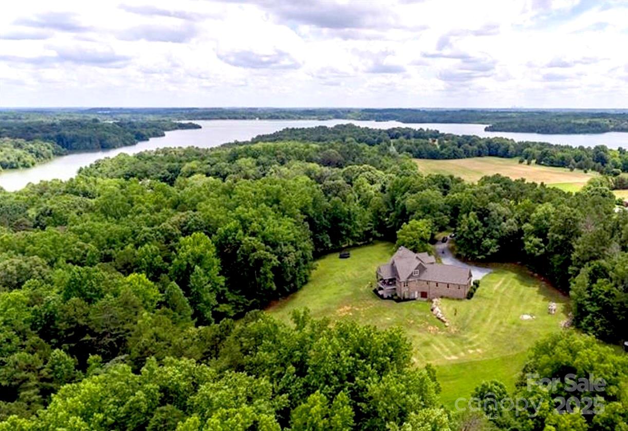 3678 Rankin Road Concord, NC 28027 - Photo 3 of 44 Gallery Image 3