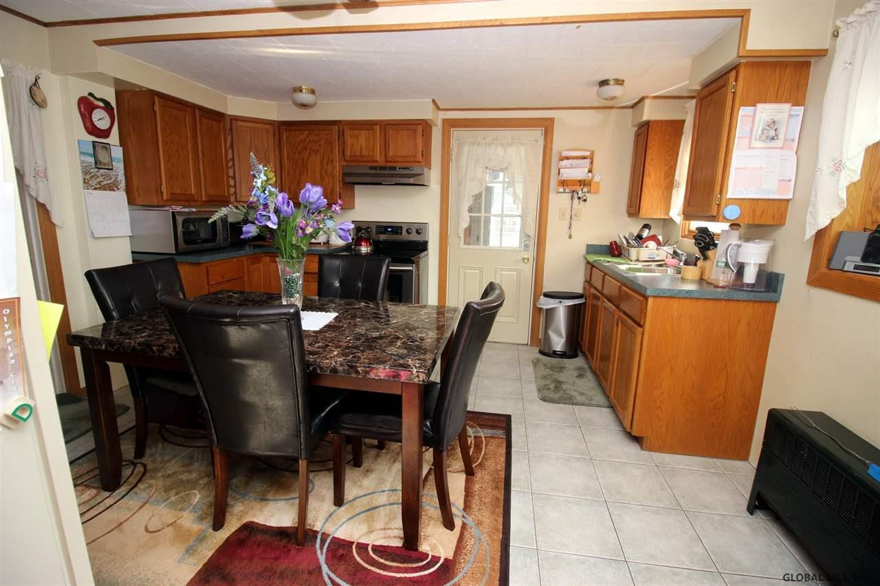 802 Curry Road Rotterdam, NY 12306 - Photo 8 of 21 Photo 8
