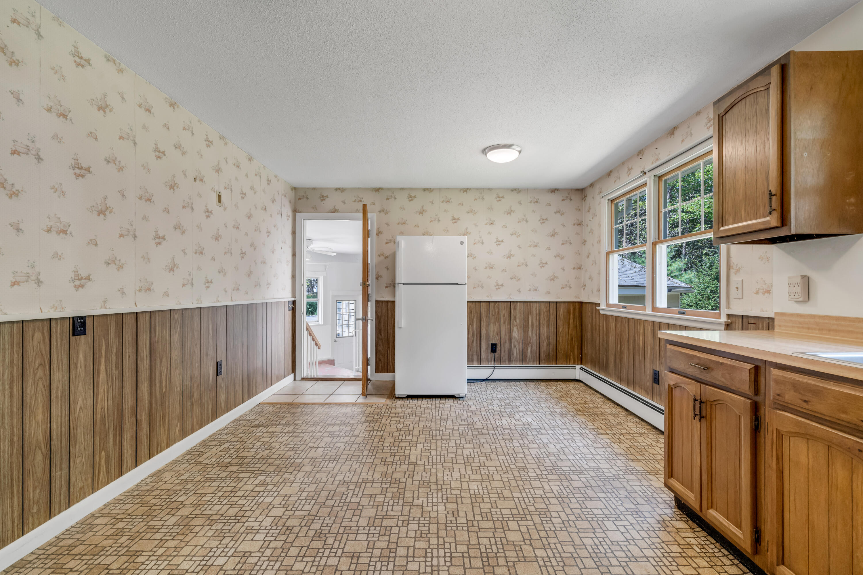 34 Highland Road Standish, ME 04084 - Photo 23 of 67 Kitchen