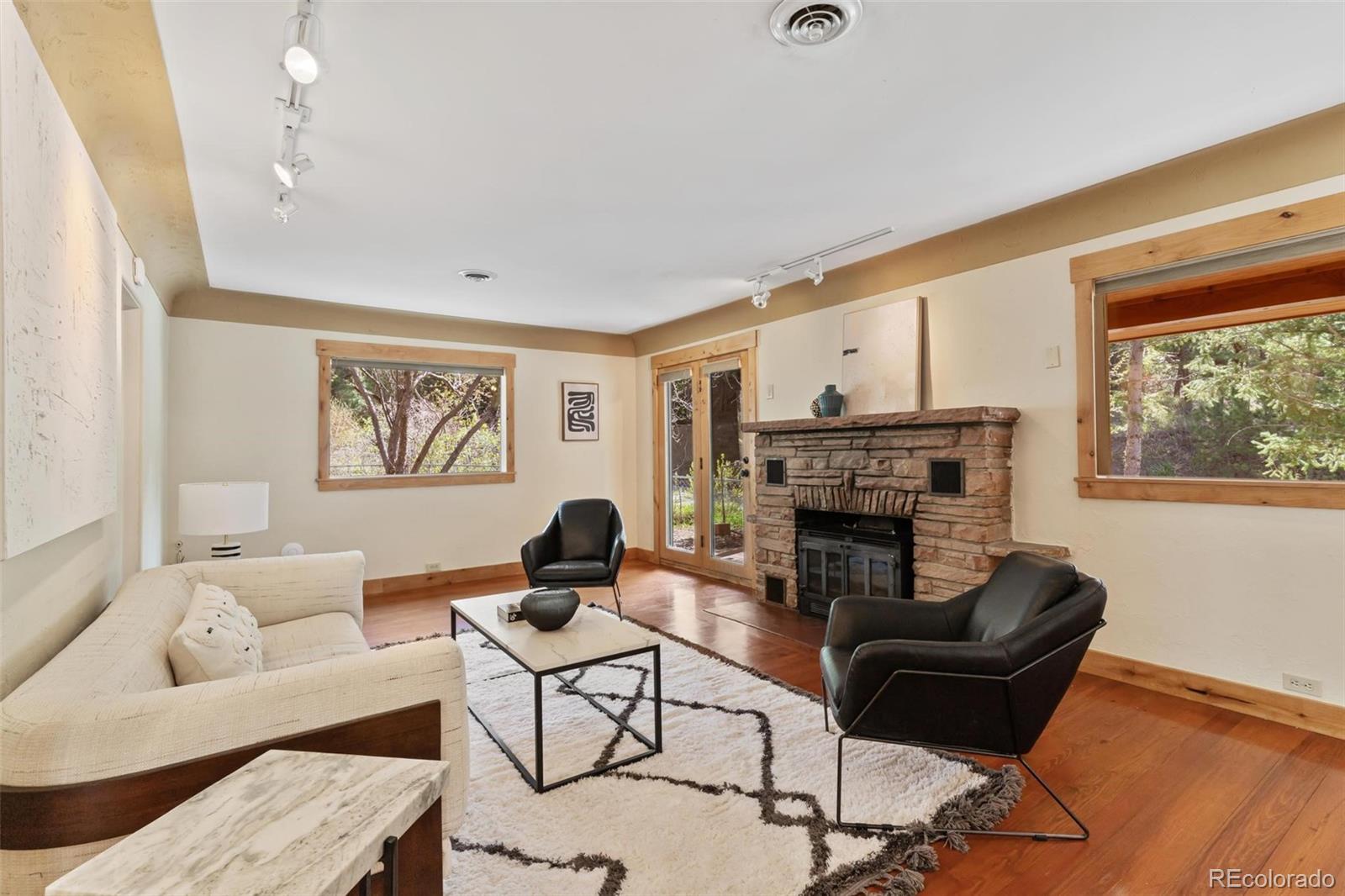 5642 Lee Hill Drive Boulder, CO 80302 - Photo 13 of 40