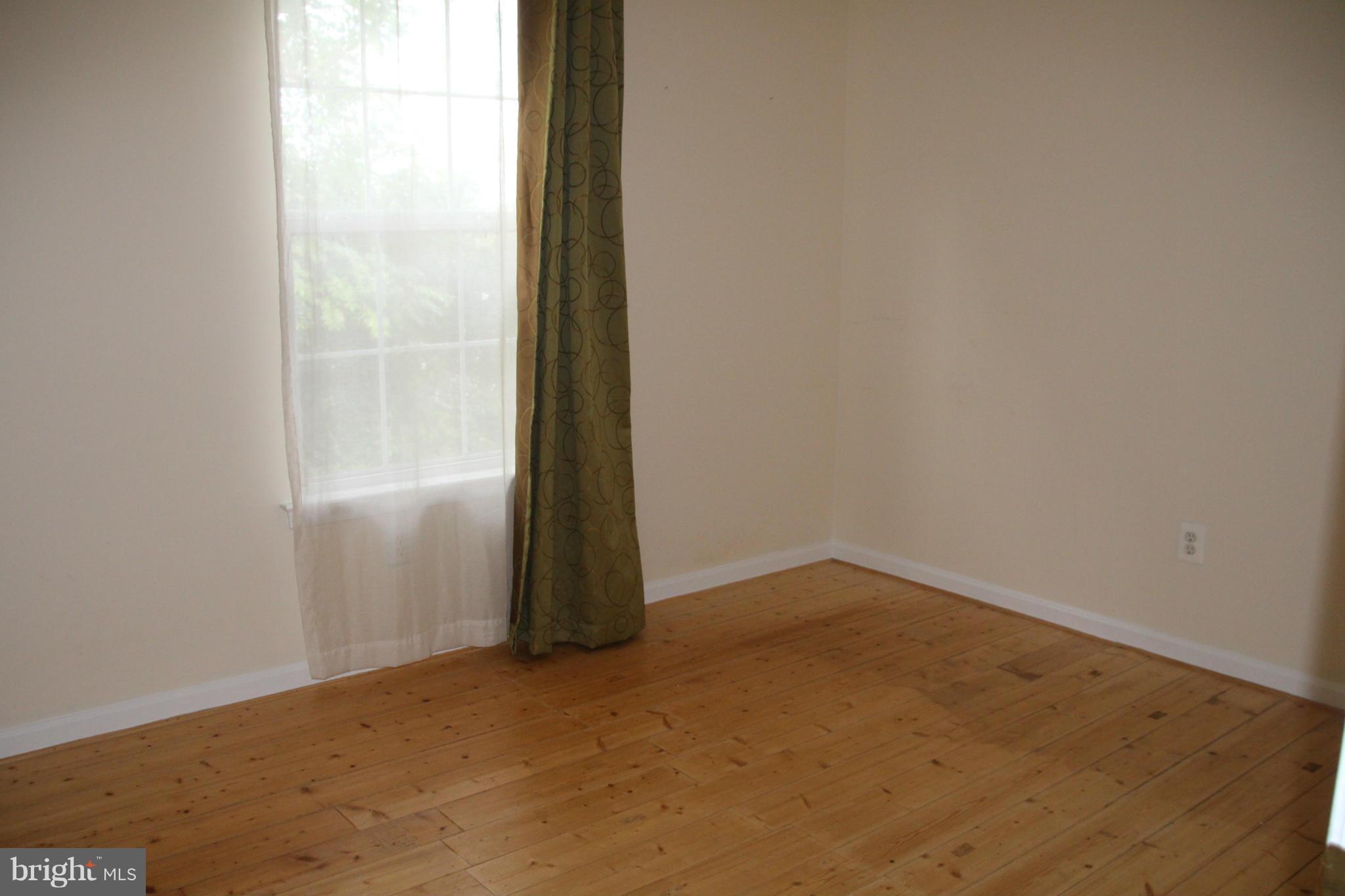 2 First Street Southwest Leesburg, VA 20175 - Photo 12 of 15 Bedroom