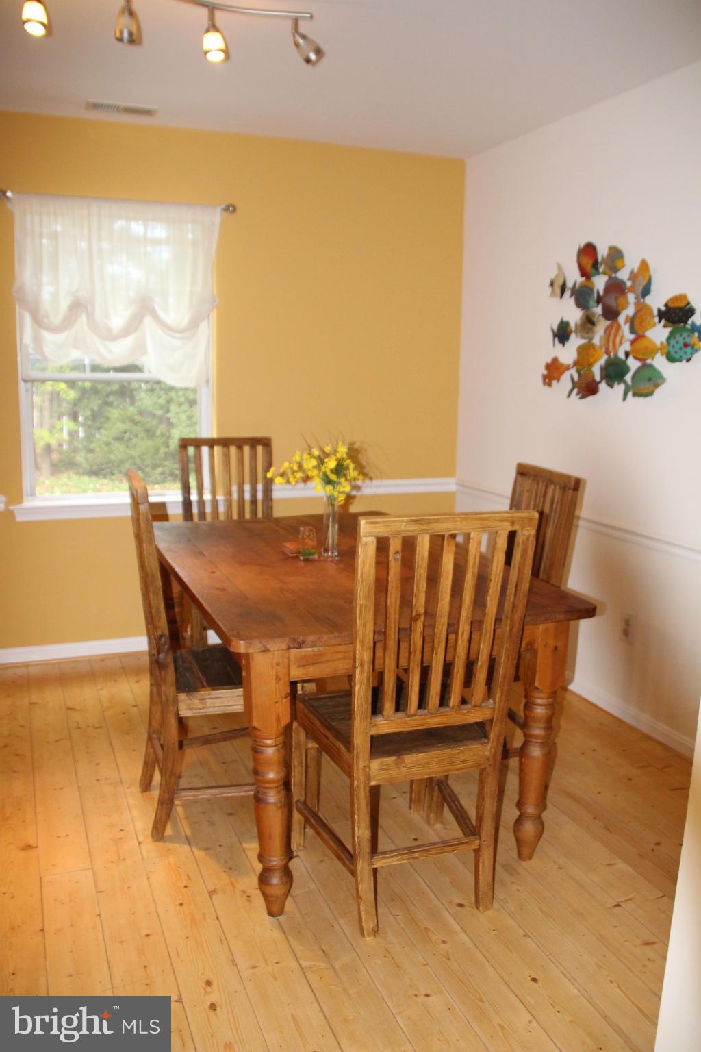 2 First Street Southwest Leesburg, VA 20175 - Photo 3 of 15 Dining Room