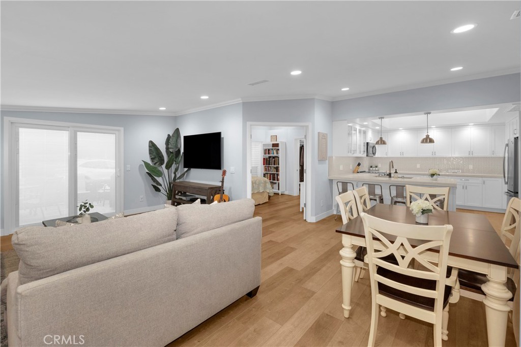 1671 Interlachen Road, Unit 285L Seal Beach, CA 90740 - Photo 6 of 51