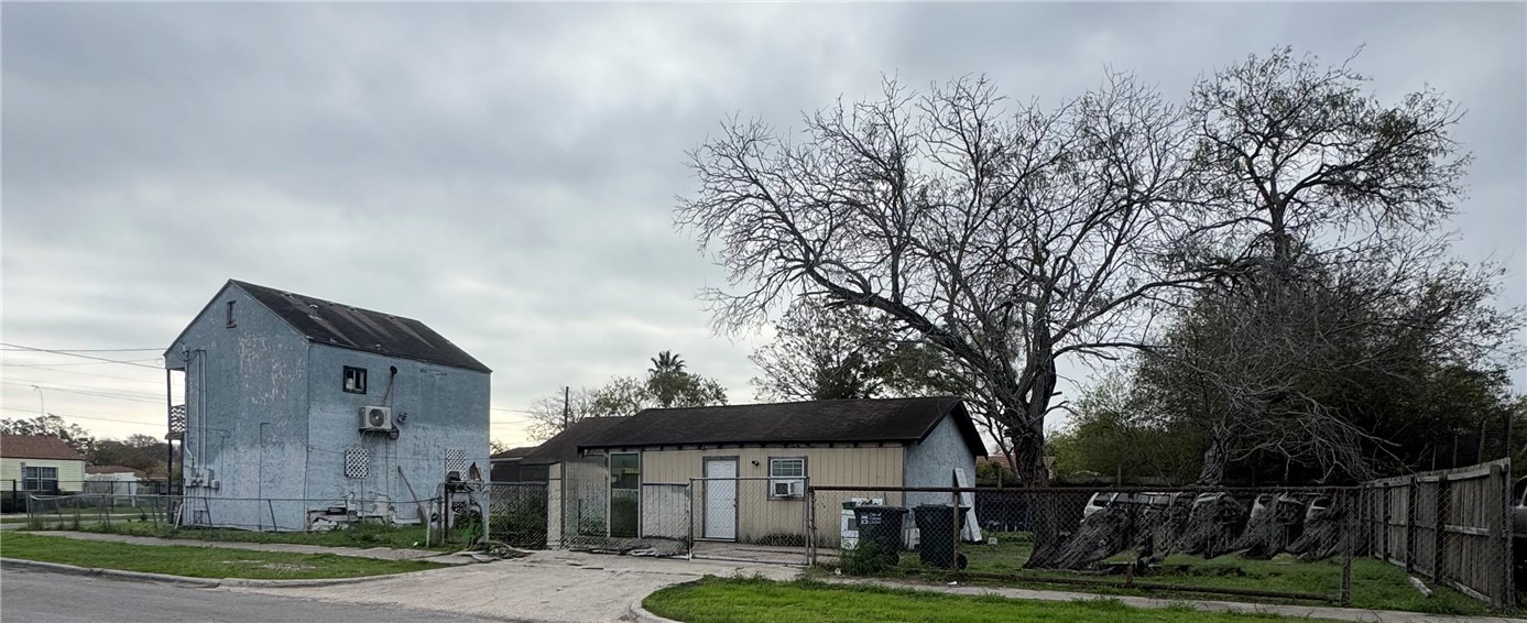 1601 15th Street Corpus Christi, TX 78404 - Photo 12 of 13