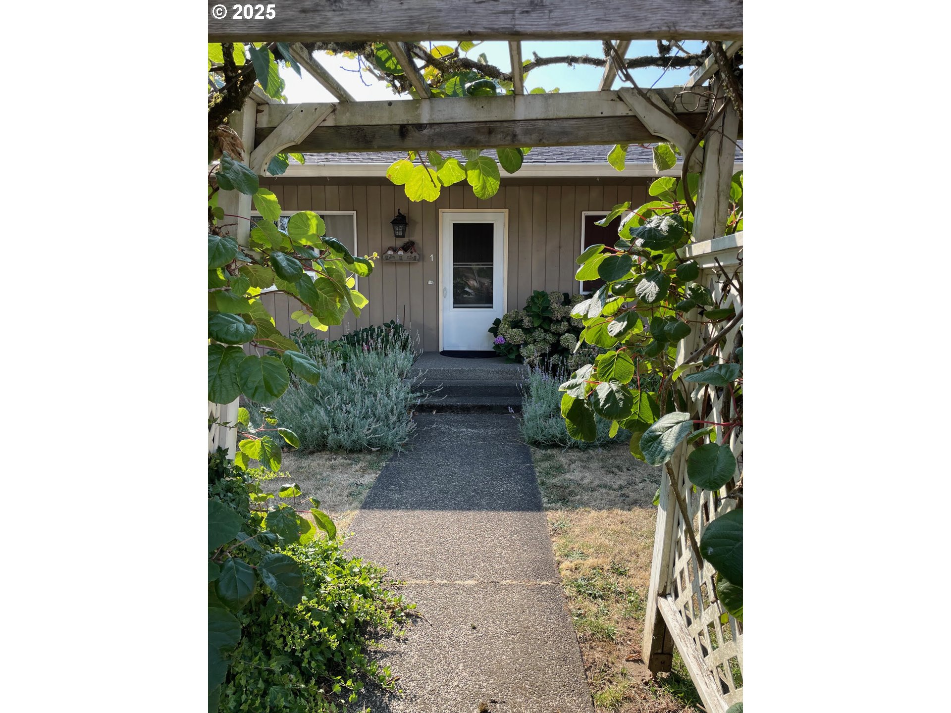 35218 Sykes Road St. Helens, OR 97051 - Photo 1 of 24 Gallery Image 1