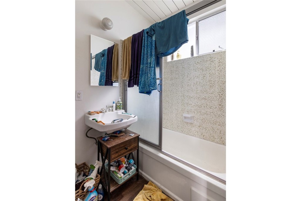 317 Sheldon Street El Segundo, CA 90245 - Photo 20 of 24 a bathroom with a sink toilet and shower