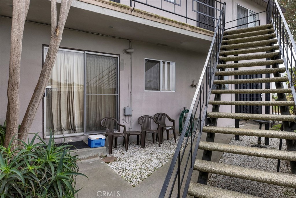 317 Sheldon Street El Segundo, CA 90245 - Photo 9 of 24 a view of entryway with front door